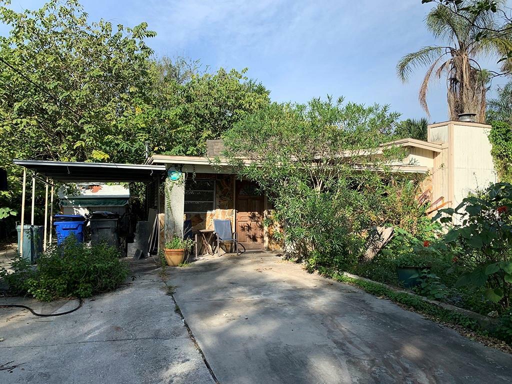 Property Photo:  706 E 125th Avenue  FL 33612 