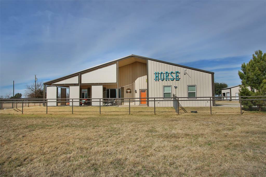 Property Photo:  2350 Dennis Road  TX 76087 