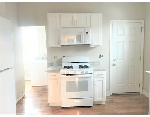 Property Photo:  33 Glendale Ave 2  MA 02149 