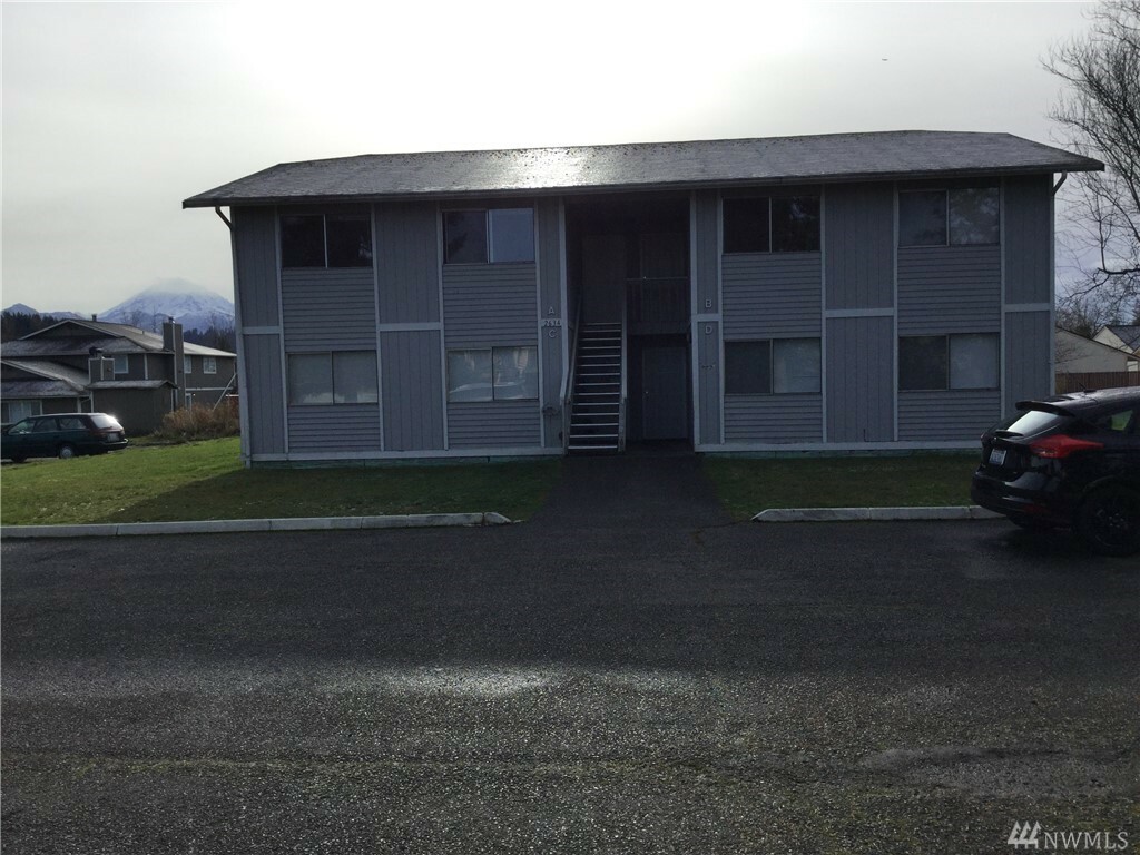 Property Photo:  2634 Laukala Place  WA 98022 