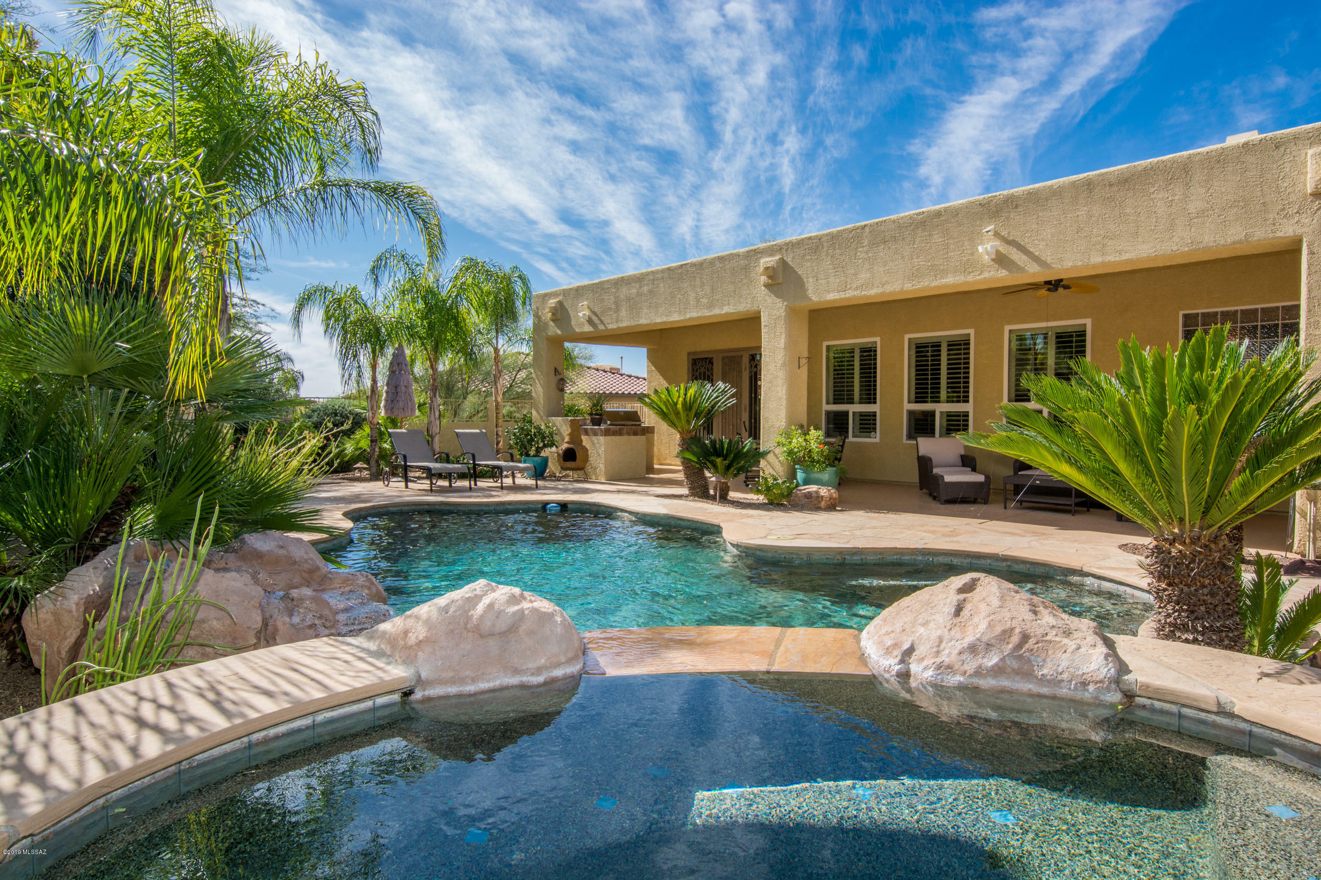 Property Photo:  12750 N Piping Rock Road  AZ 85755 