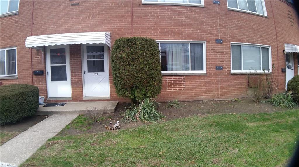 Property Photo: 1529 Severn Lane OH 44092