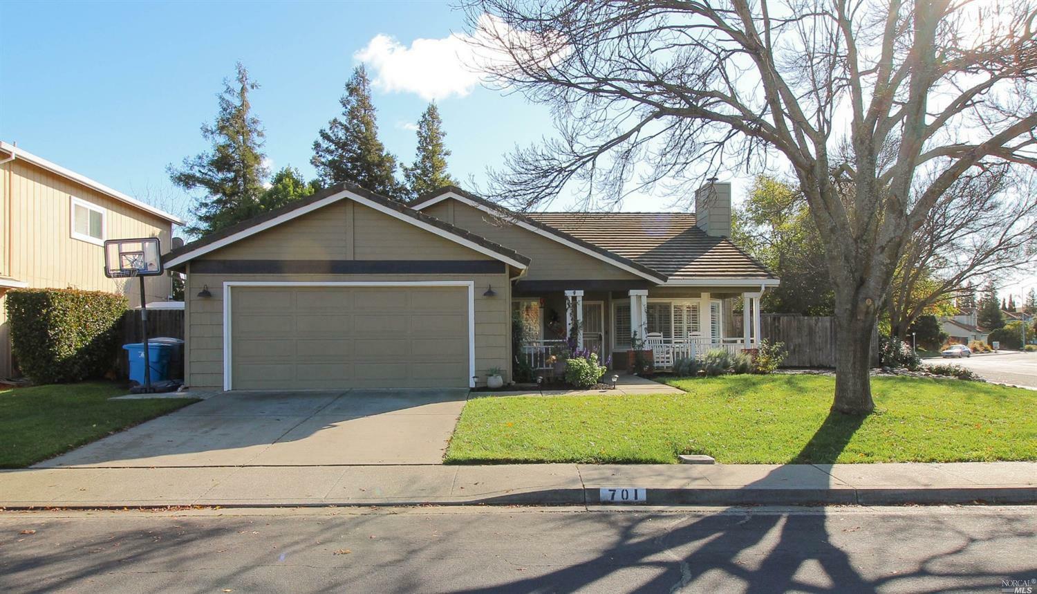 Property Photo:  701 Cookson Street  CA 95687 