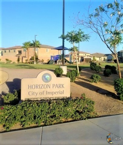 Property Photo: 645 Las Lomas CA 92251