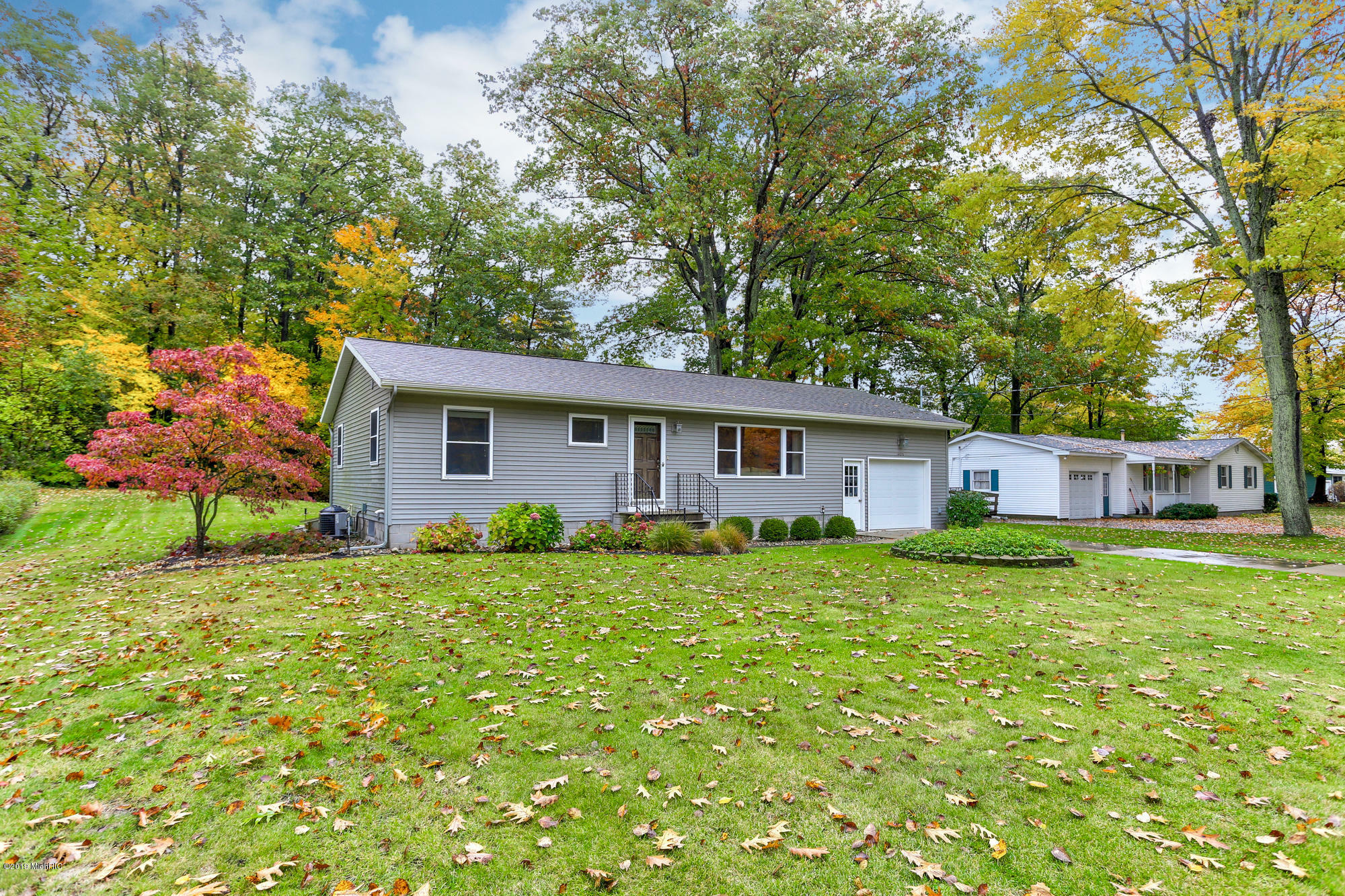 Property Photo: 14515 Angelus Circle MI 49417