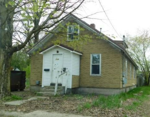 Property Photo:  1119 First Avenue  MI 49601 