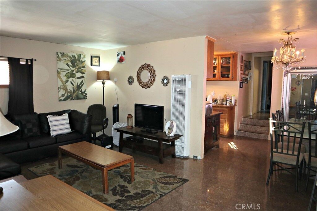 Property Photo: 1464 N Eastern Avenue CA 90063