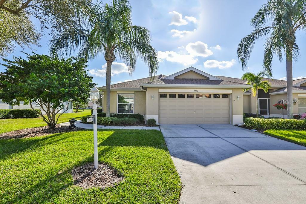 Property Photo:  2224 Worthington Greens Drive  FL 33573 