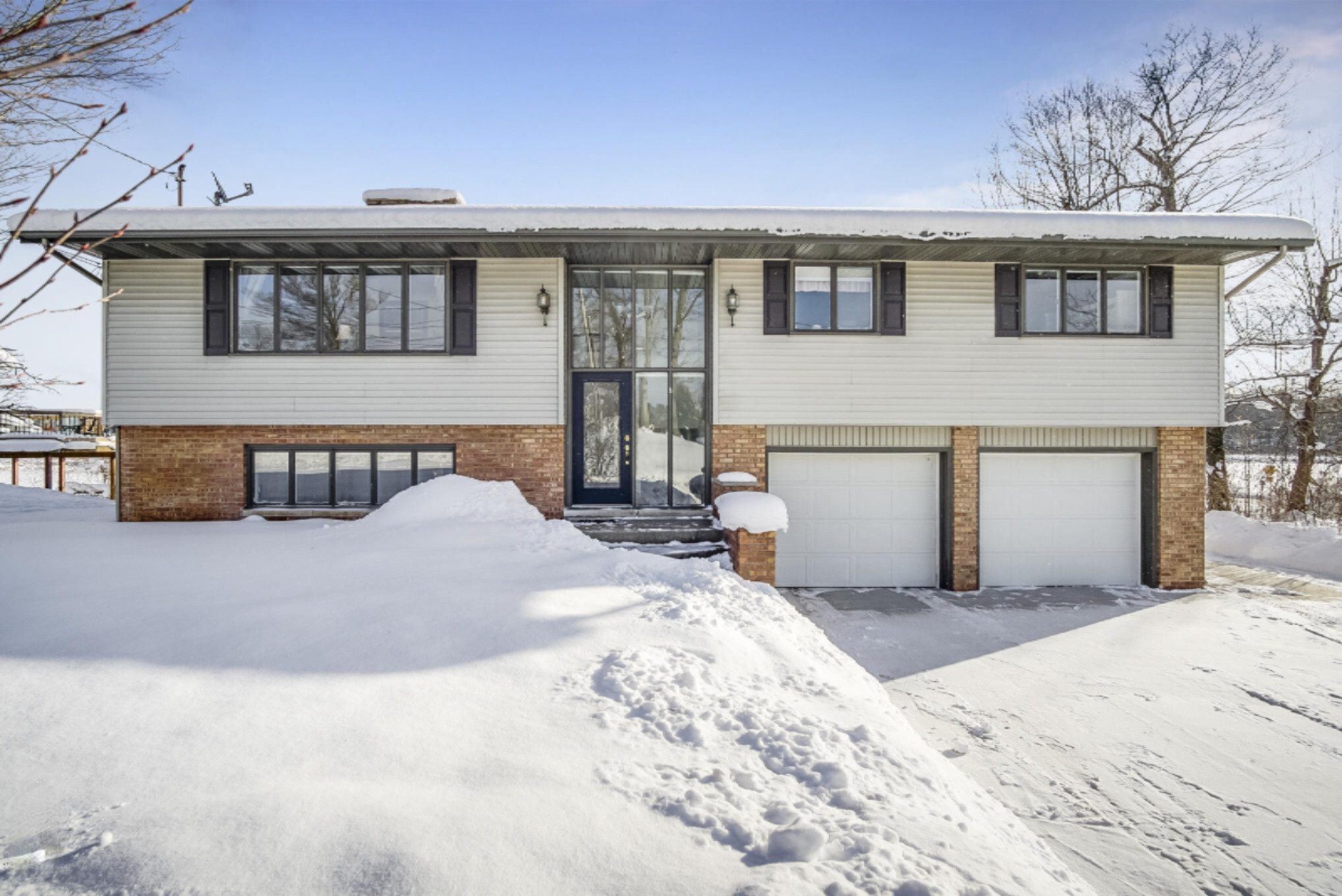 Property Photo: 100 S 2nd Avenue MI 49415