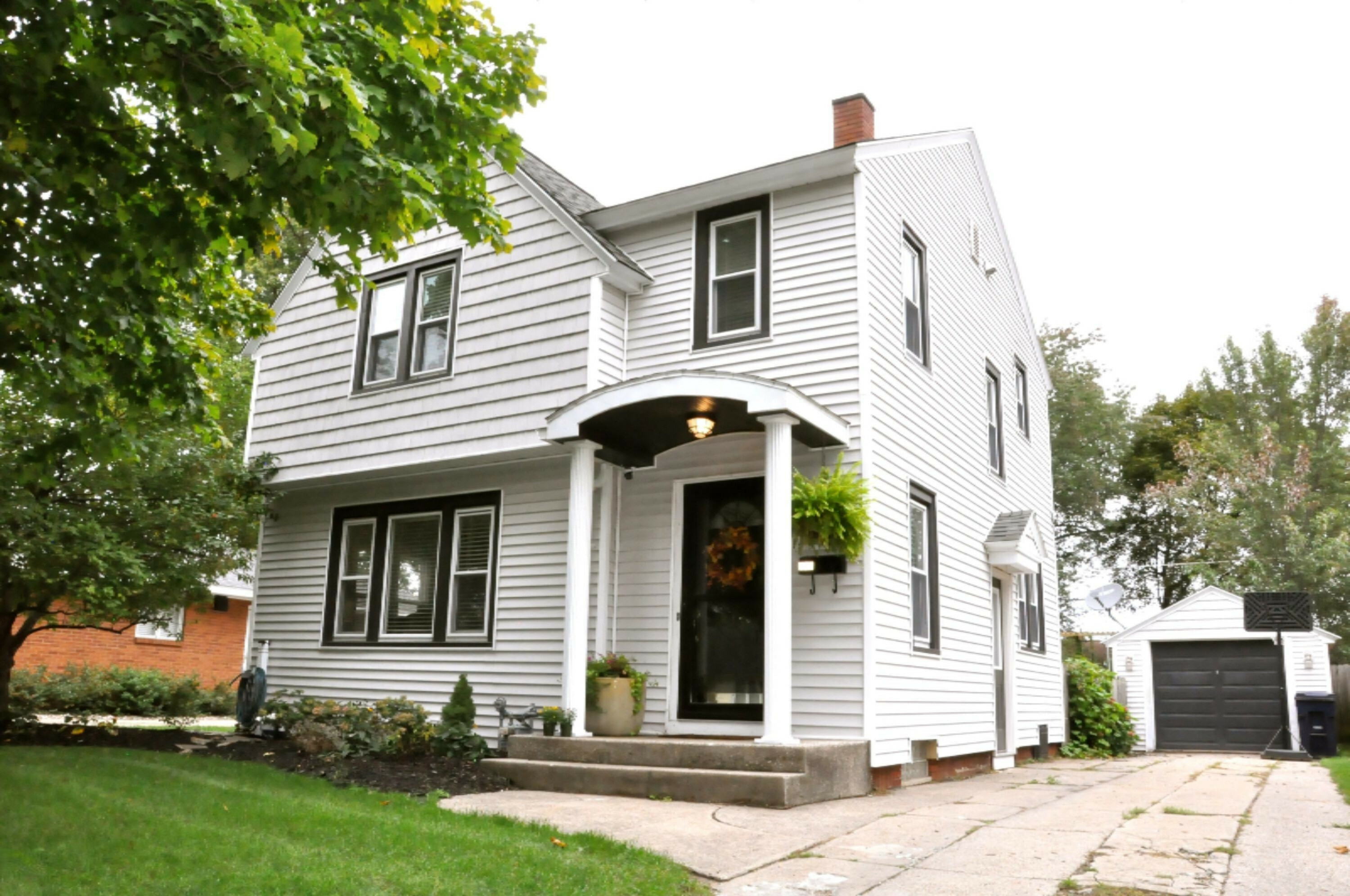 Property Photo:  145 W 23rd Street  MI 49423 