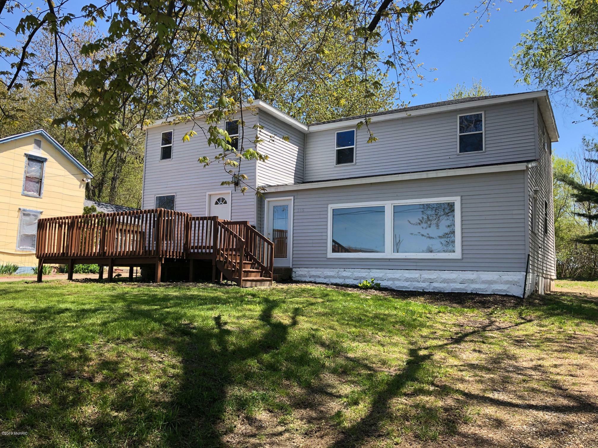 Property Photo: 315 Wilson Street MI 49408