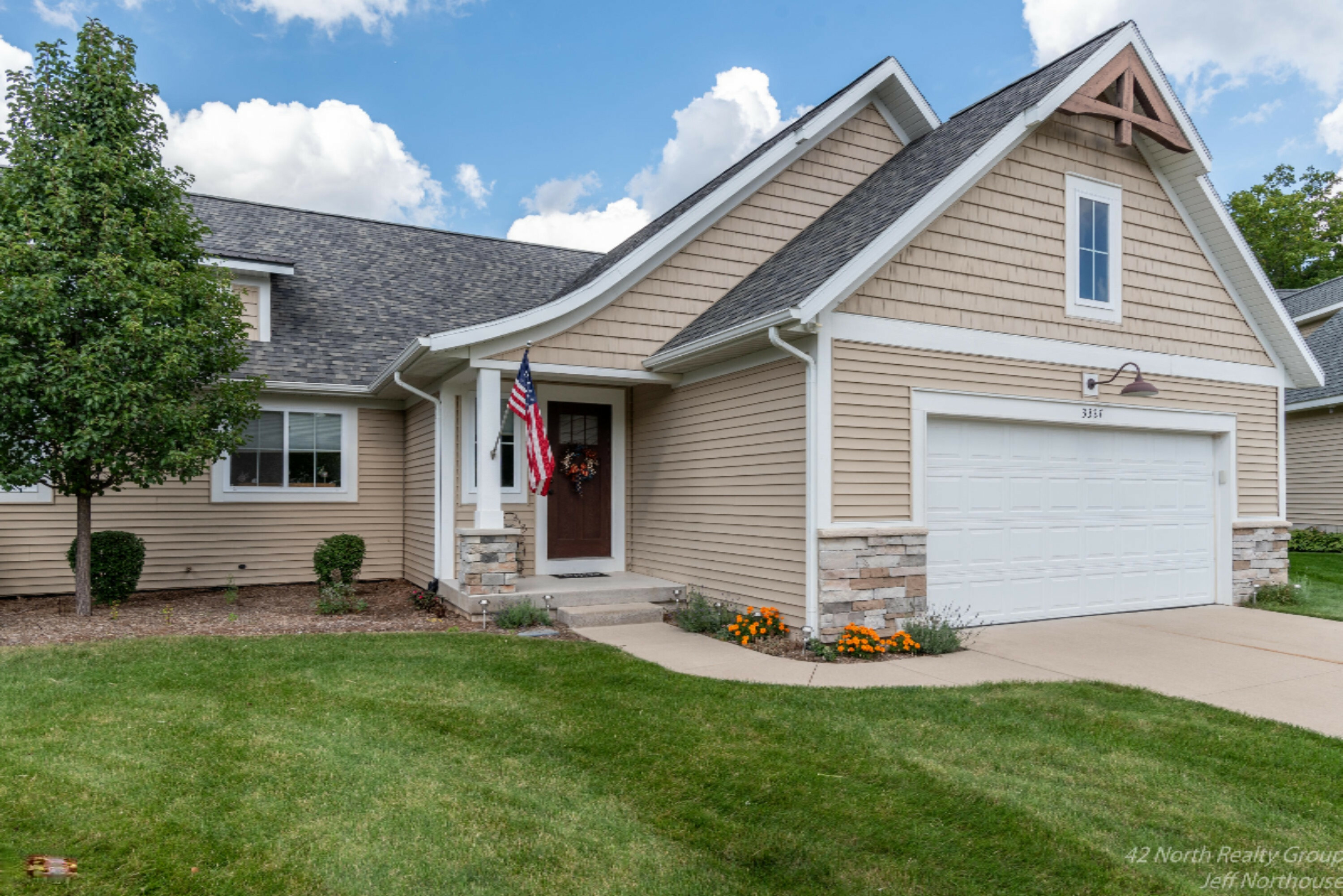 Property Photo:  3327 Stormy Creek Drive SE  MI 49512 