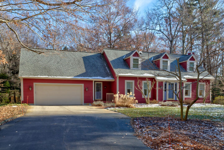 11670 Loggers Trail  Grand Haven MI 49417 photo