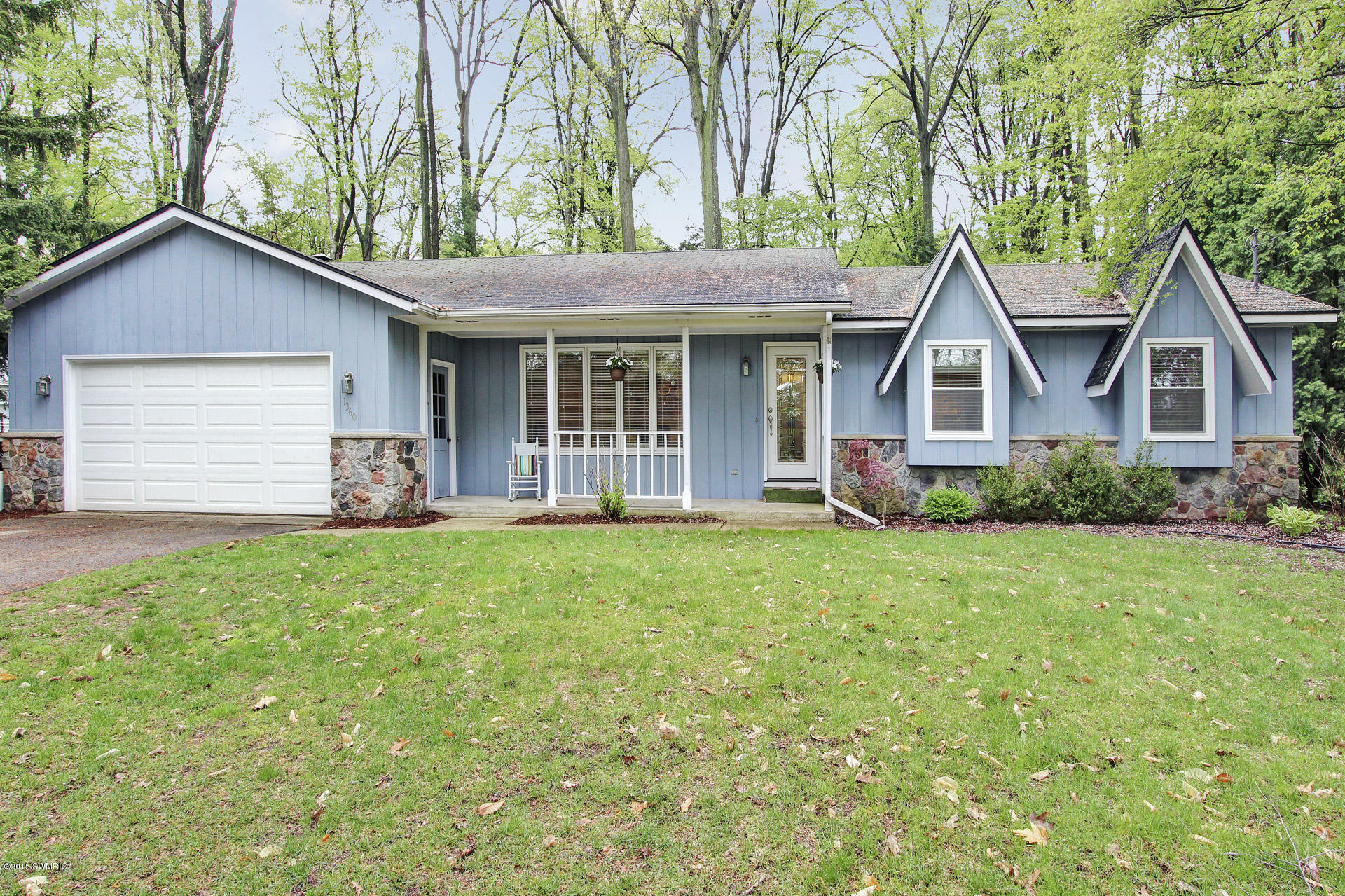 Property Photo:  1360 Seminole Drive  MI 49424 