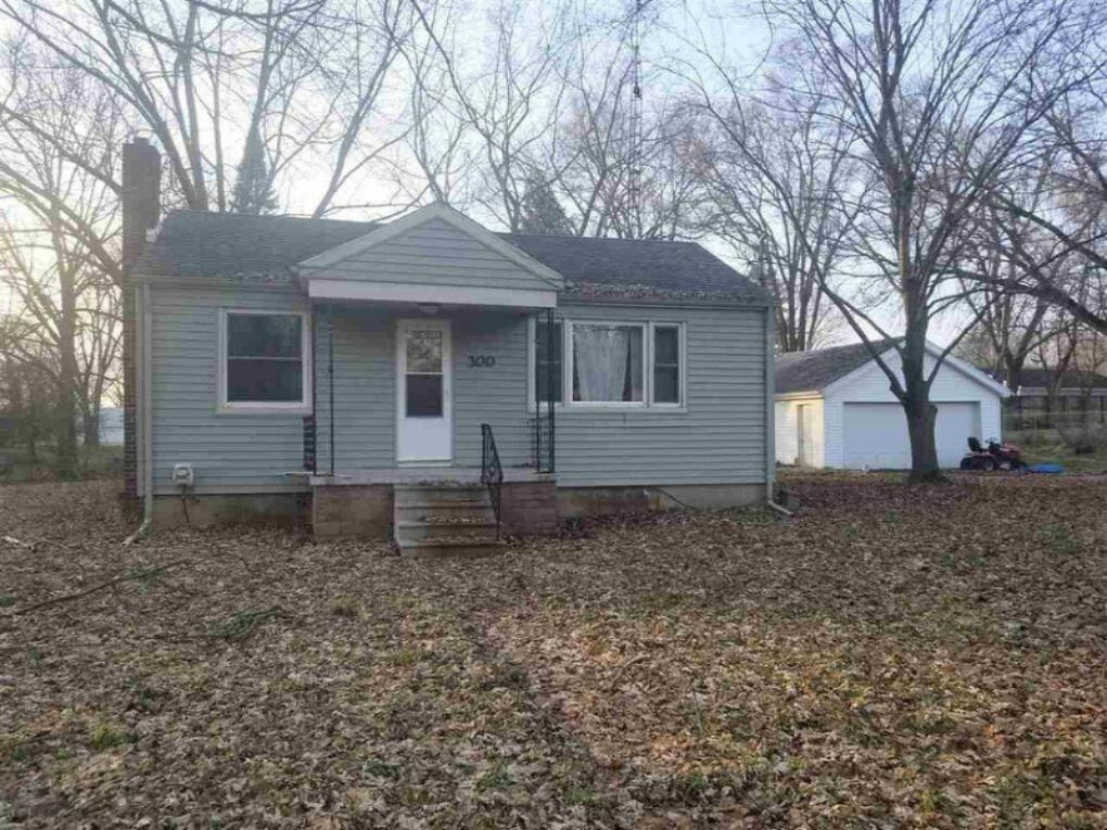 Property Photo:  300 Fifth Street  MI 49203 