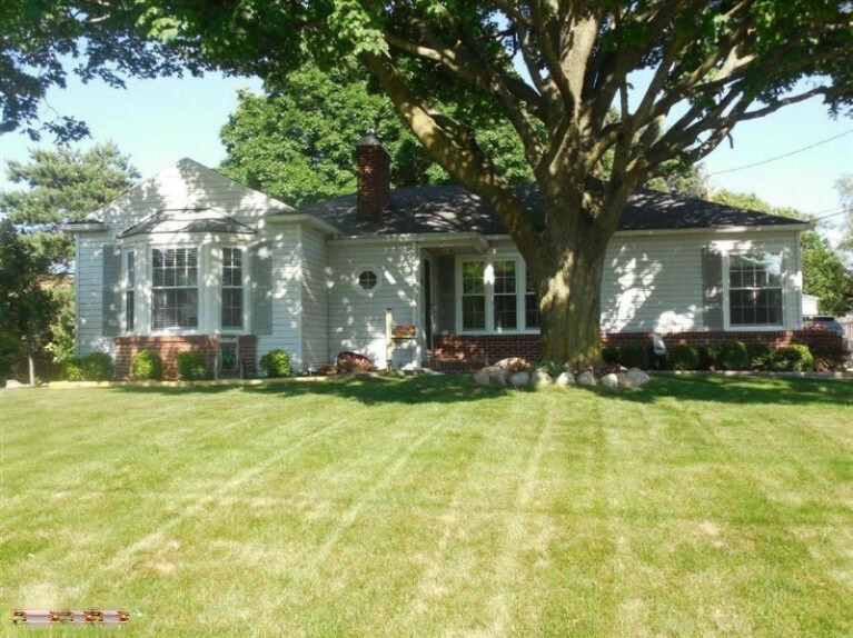 Property Photo:  144 Graham Road NW  MI 49504 