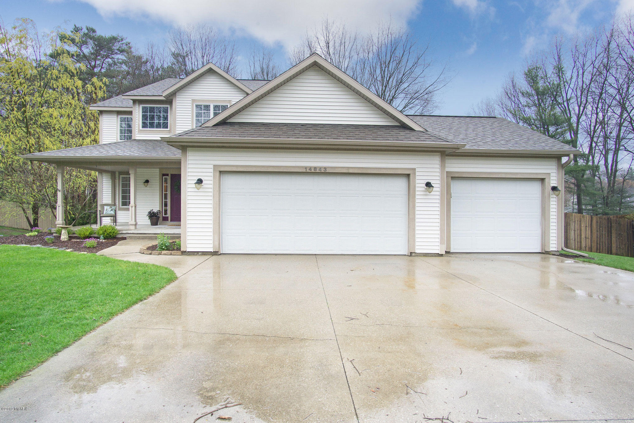 Property Photo: 14843 Birdsong Lane MI 49417