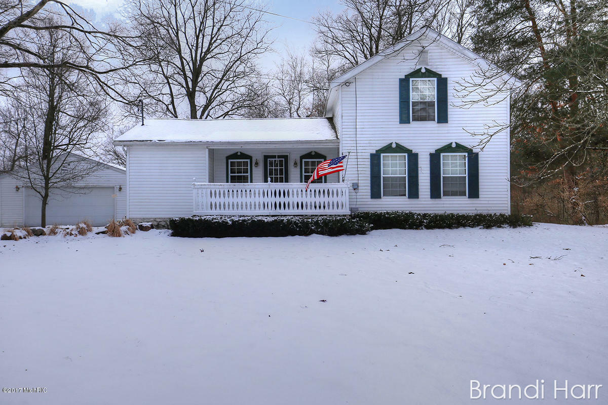 Property Photo:  13754 Macclain Street NE  MI 49326 