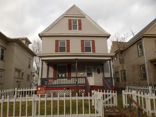 Property Photo: 325 Boyles Ave PA 16101