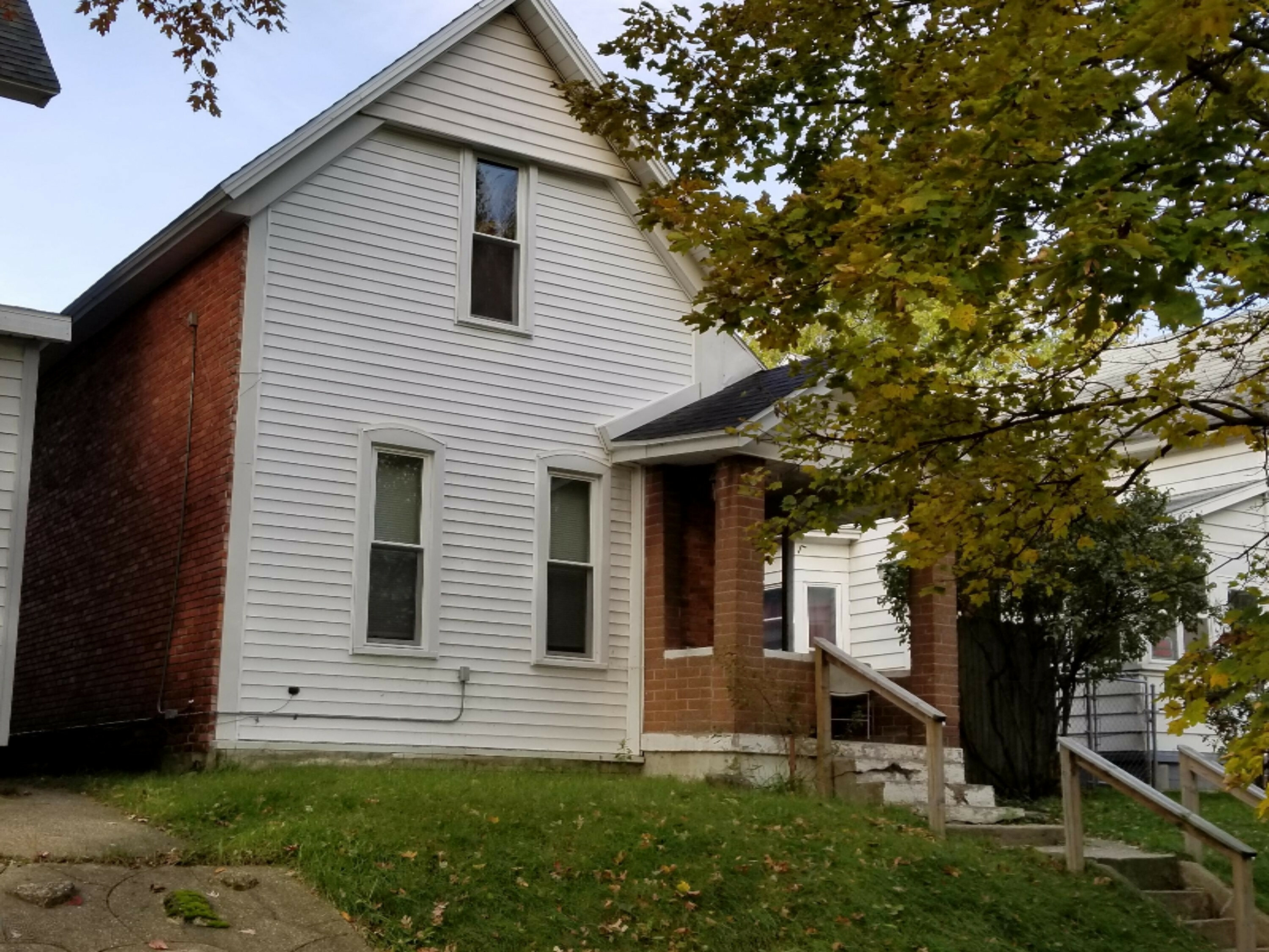 Property Photo:  131 National Avenue SW  MI 49504 