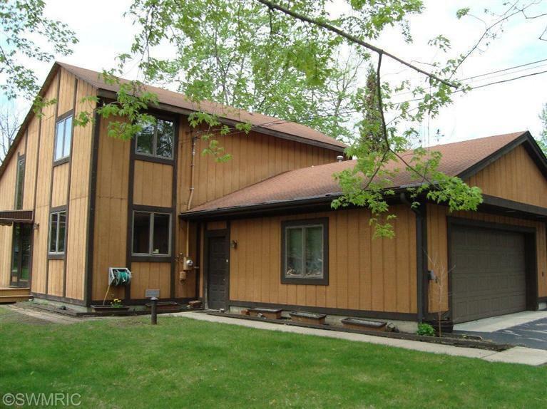 Property Photo:  4972 Maple Court  MI 49038 