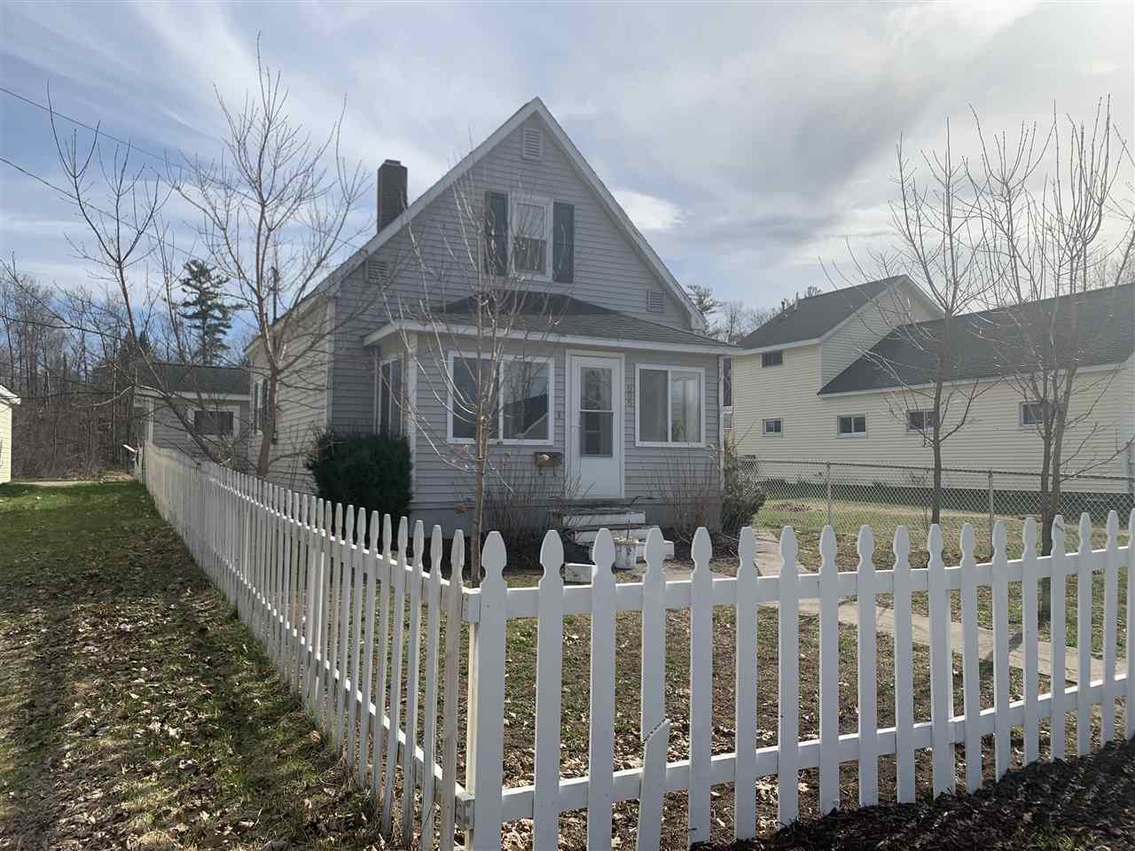 Property Photo: 606 E Main MI 49712
