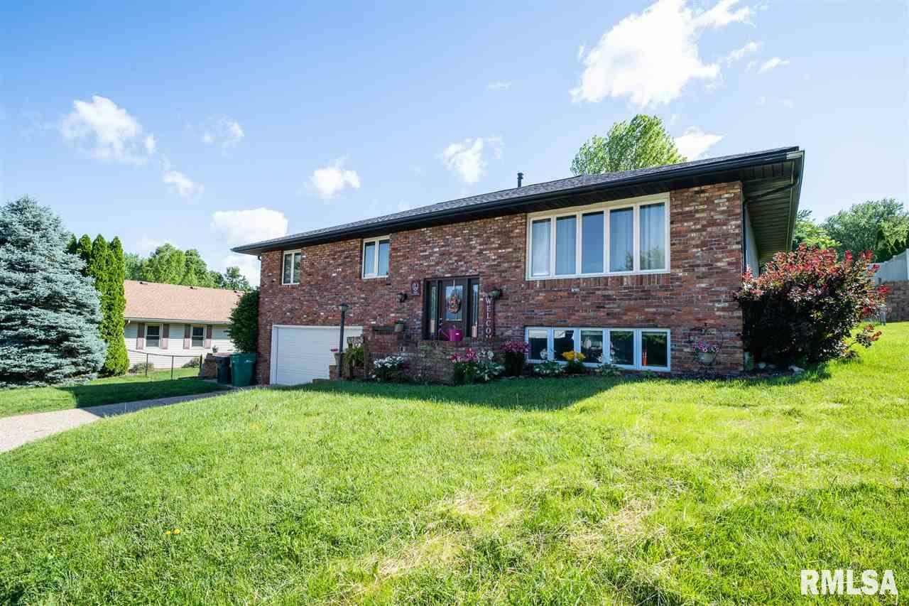 Property Photo:  1925 Quail Hollow Road  IL 61554 