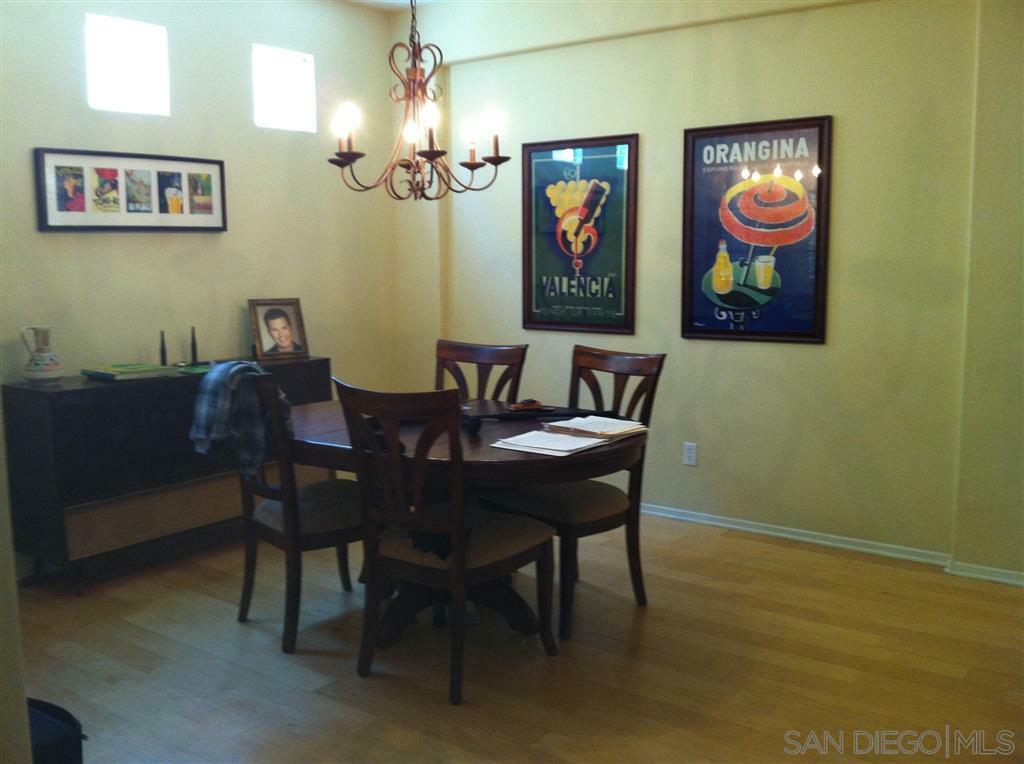 Property Photo:  598 Via Del Caballo  CA 92078 