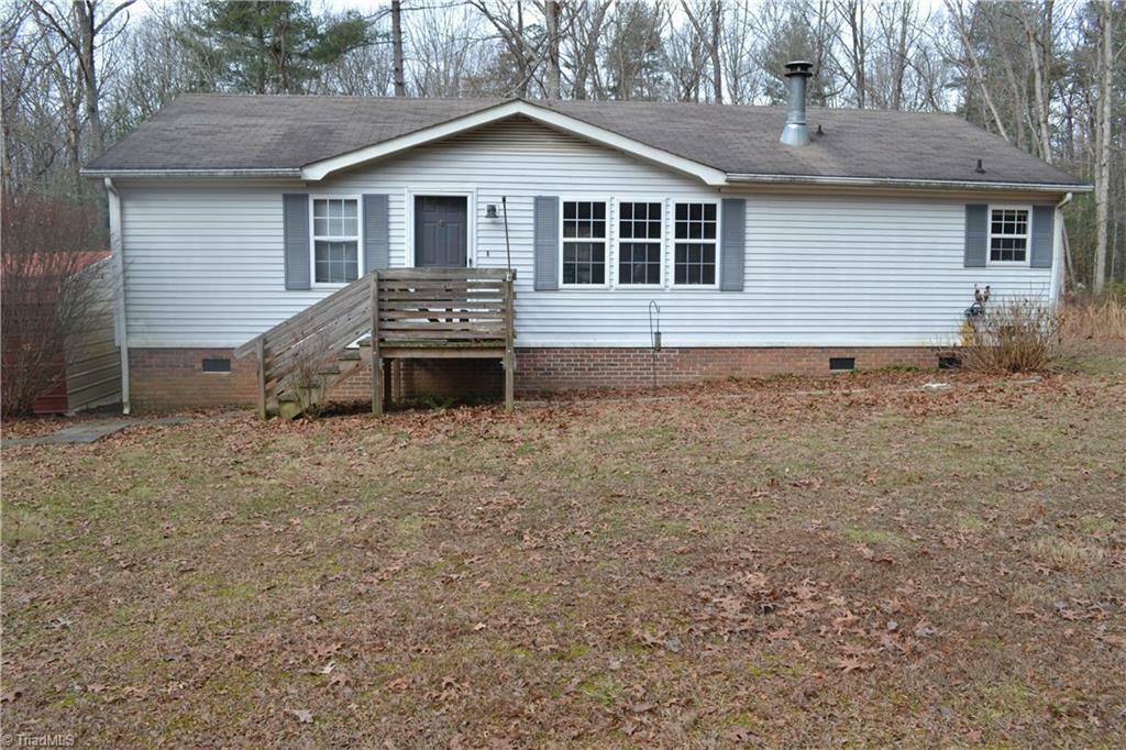 Property Photo:  136 Silver Pine Trail  NC 28683 