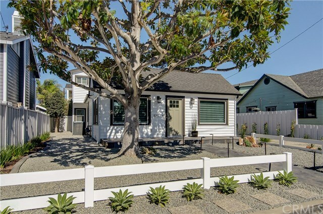 Property Photo:  527 Westminster Avenue A  CA 92663 