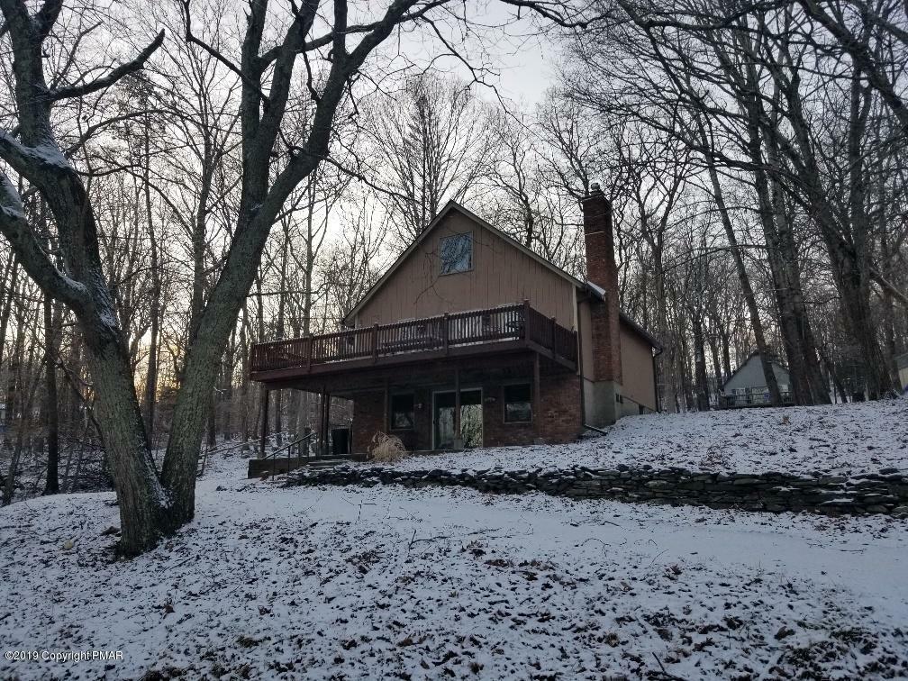 Property Photo:  1055 Maple Lake Dr  PA 18324 