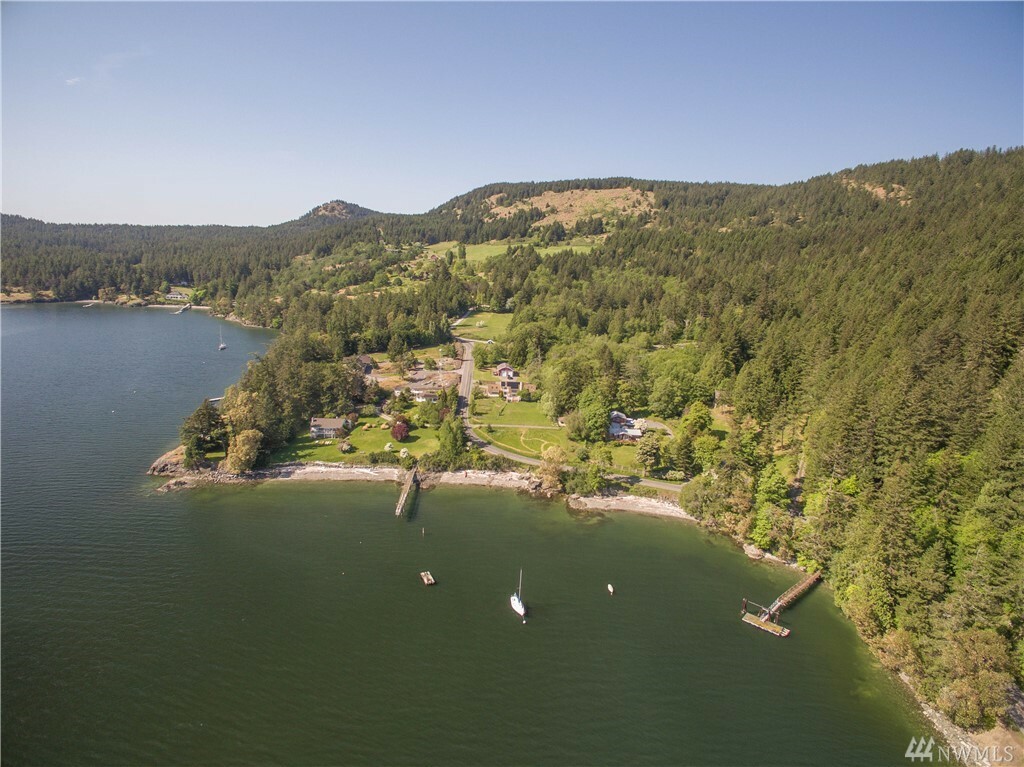 Property Photo:  2022 Deer Harbor Rd  WA 98245 