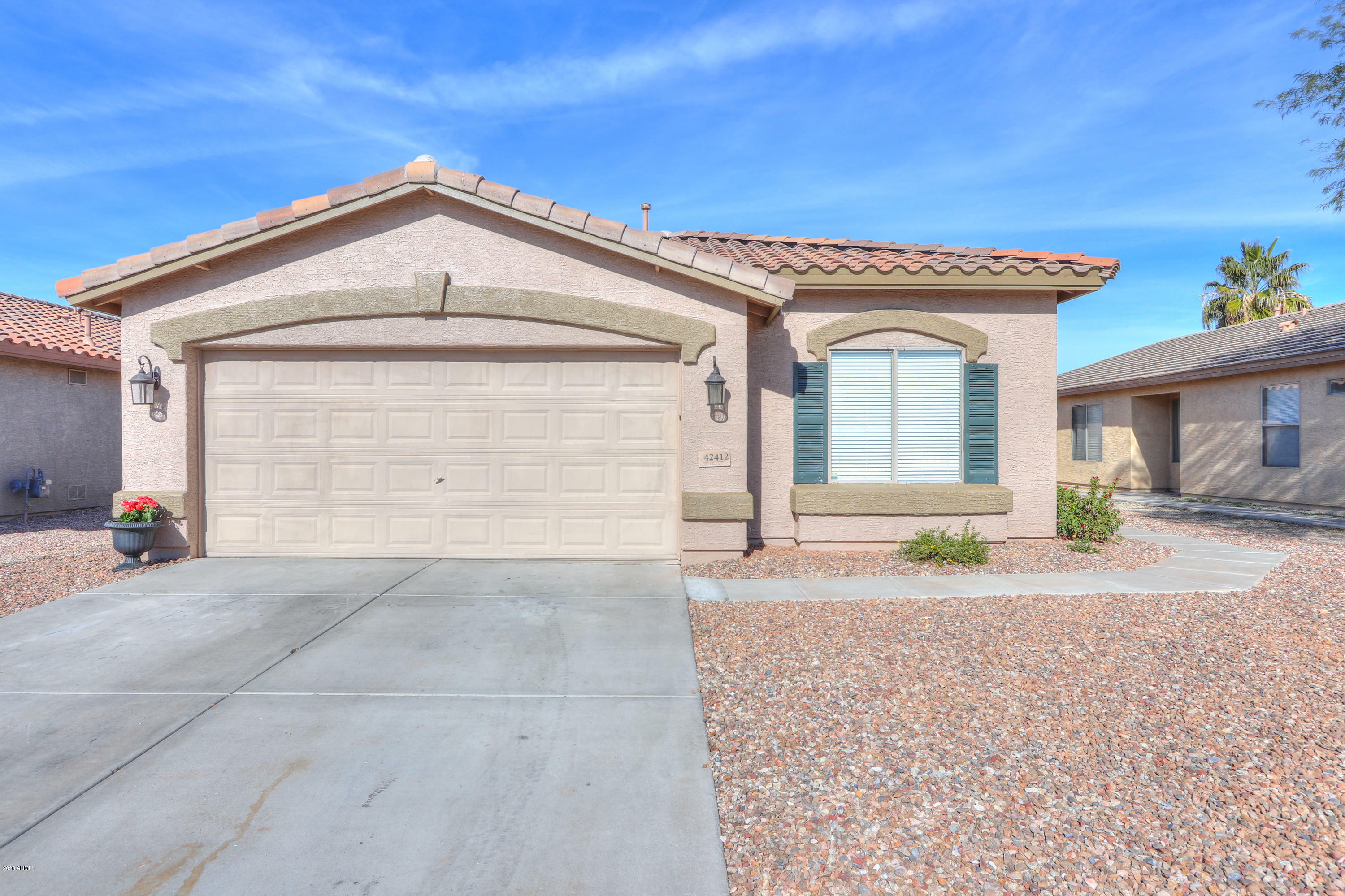 Property Photo: 42412 W Oakland Drive AZ 85138