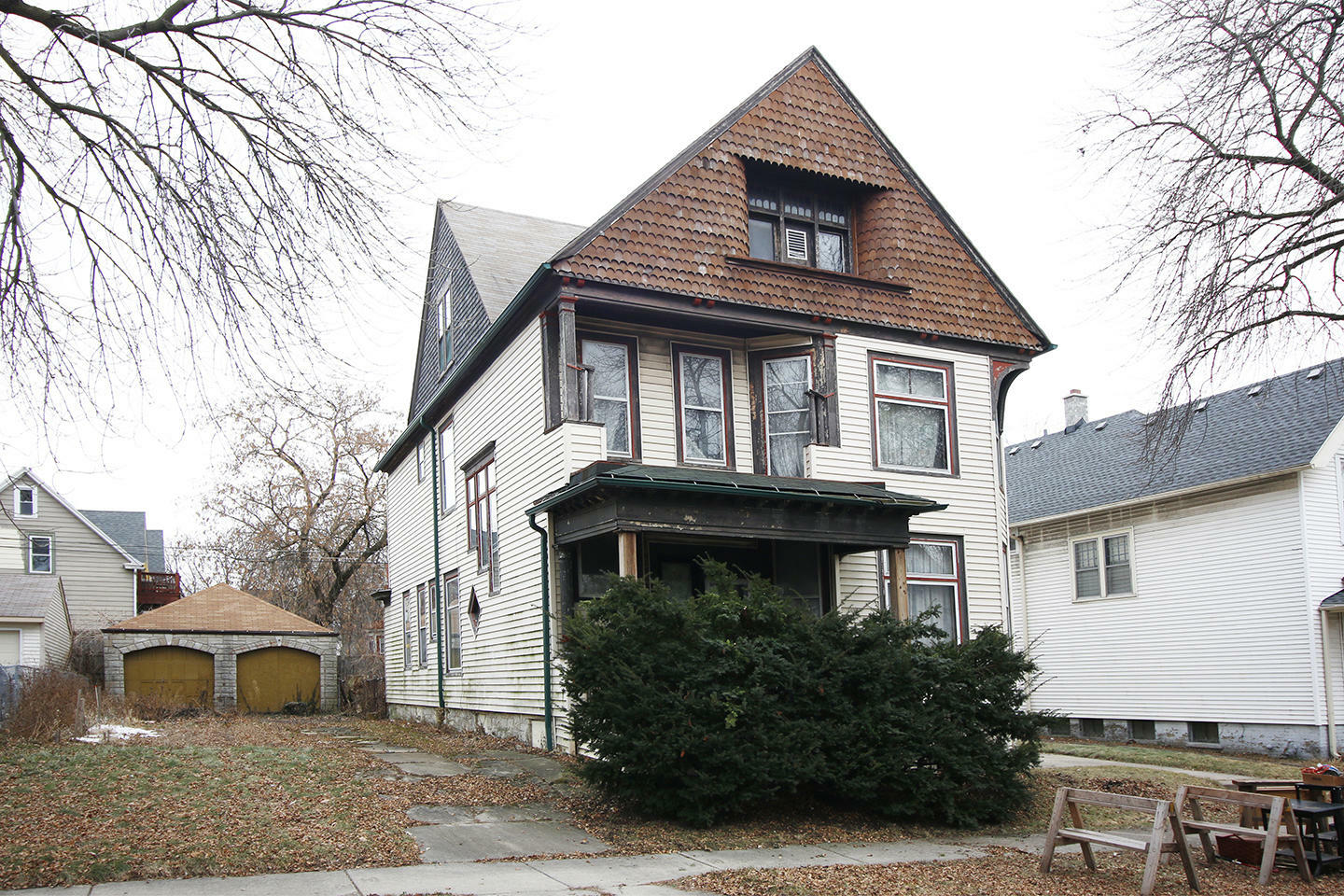 Property Photo:  2344 N Palmer St  WI 53212 