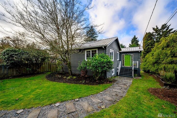 11523 40th Ave NE  Seattle WA 98125 photo