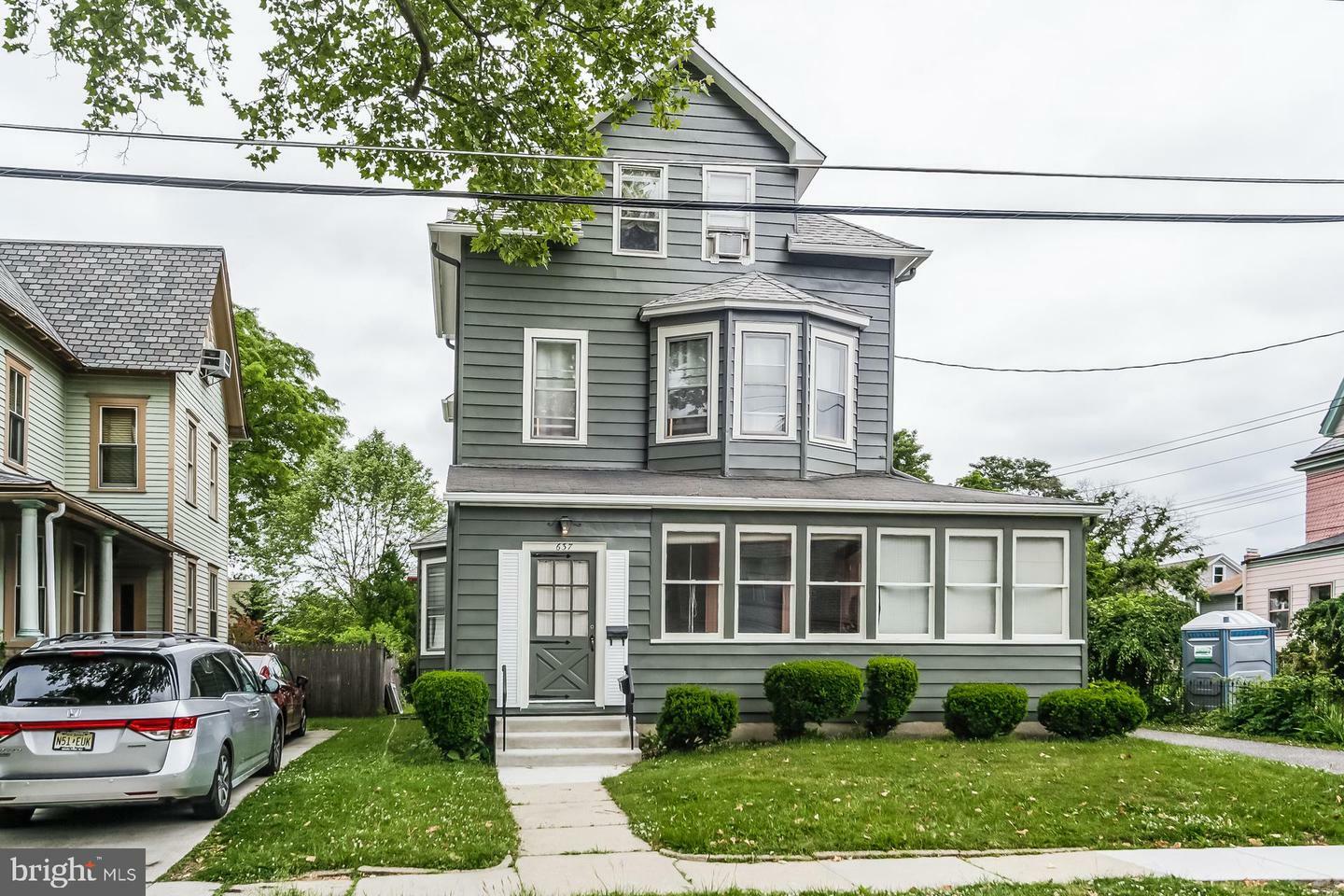 Property Photo:  637 Park Avenue  NJ 08108 