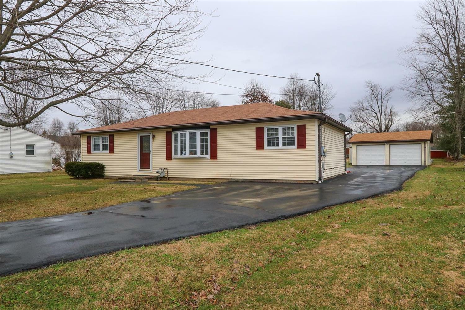 Property Photo: 402 Bethel Concord Rd OH 45106