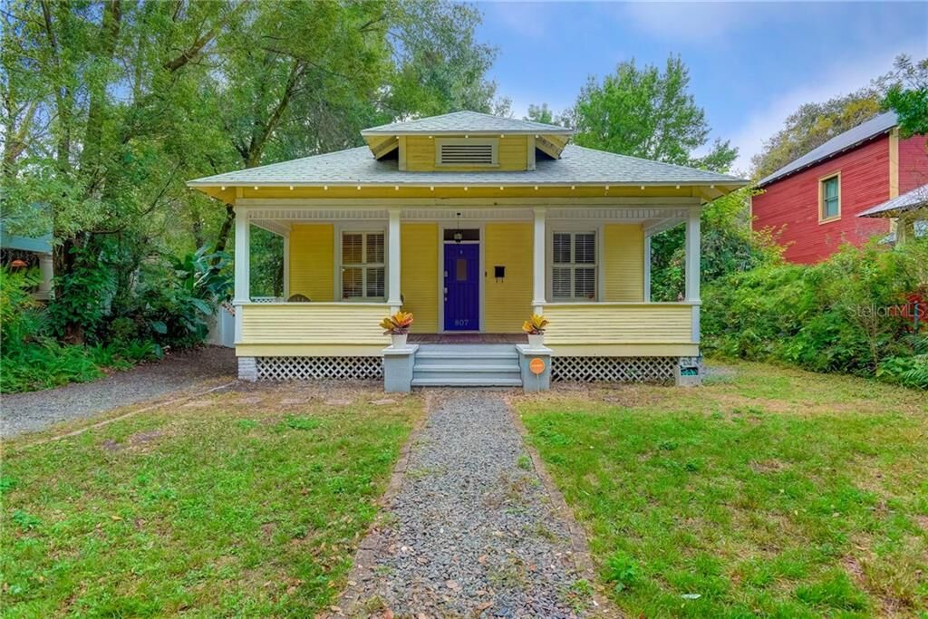 Property Photo:  807 E North Bay Street  FL 33603 