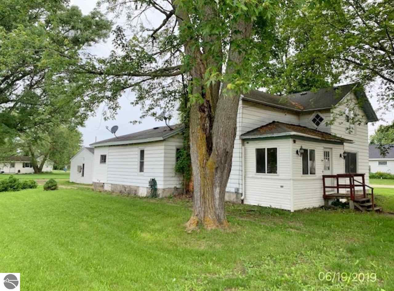 Property Photo:  219 N Sterling Street  MI 48806 