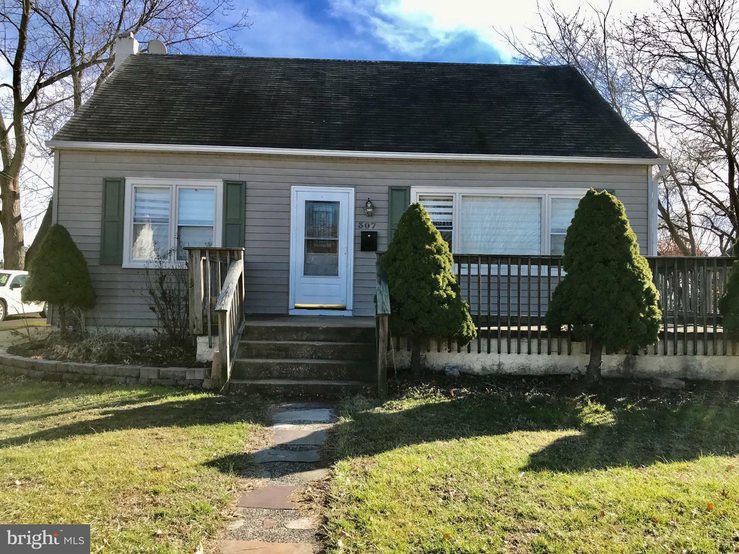 Property Photo: 307 Edwards Drive PA 19015