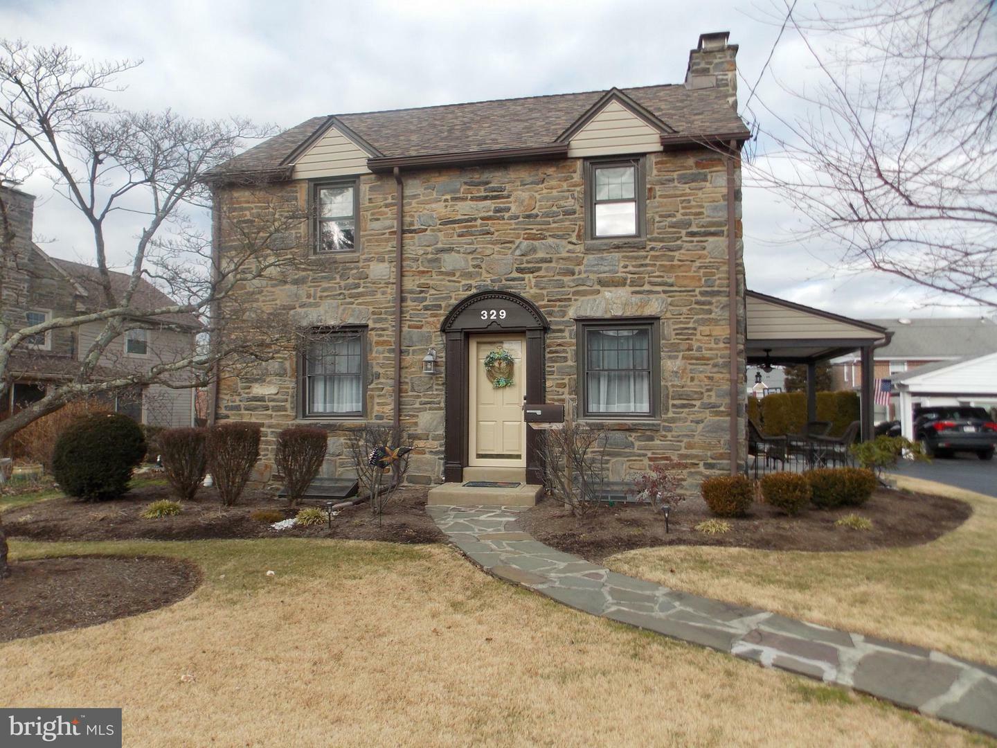 Property Photo: 329 Lynbrooke Road PA 19064