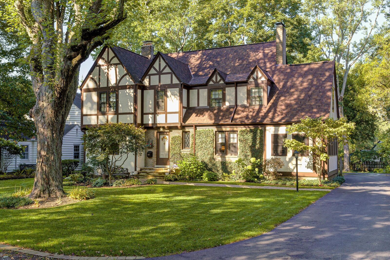 Property Photo:  4787 Rustic Bridge Road  OH 43214 