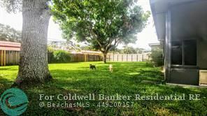 Property Photo:  5221 SW 90th Ave  FL 33328 