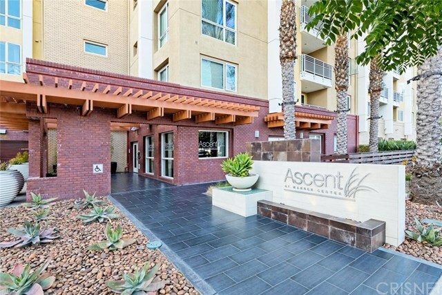 Property Photo:  21301 Erwin Street 202  CA 91367 