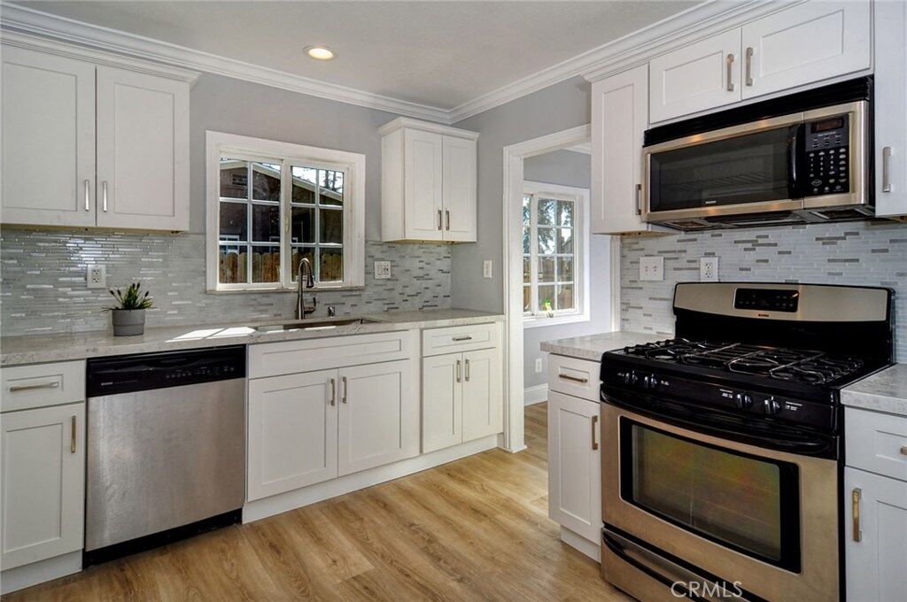 Property Photo: 2357 N Mountain View Avenue CA 92405