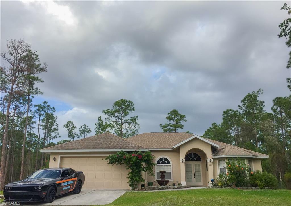 Property Photo:  4891 Hickory Wood Dr  FL 34119 