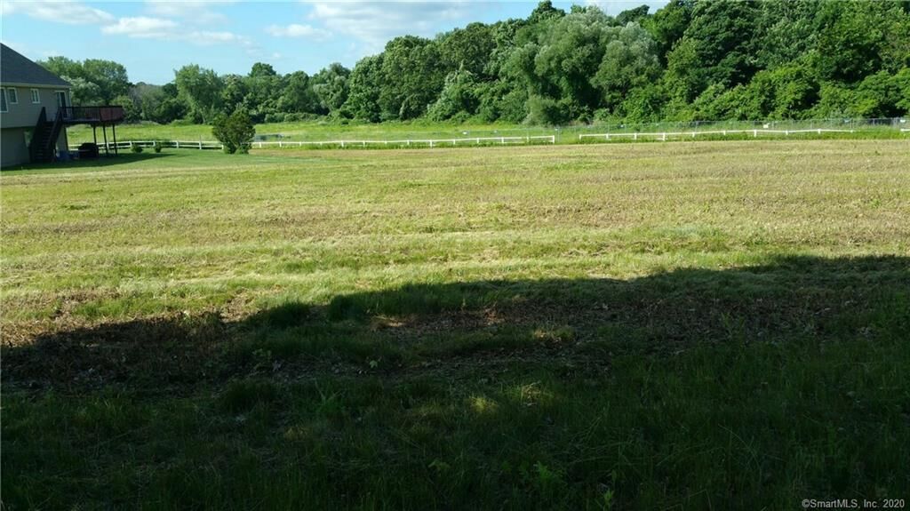 Property Photo:  230 Wintergreen Avenue  CT 06514 