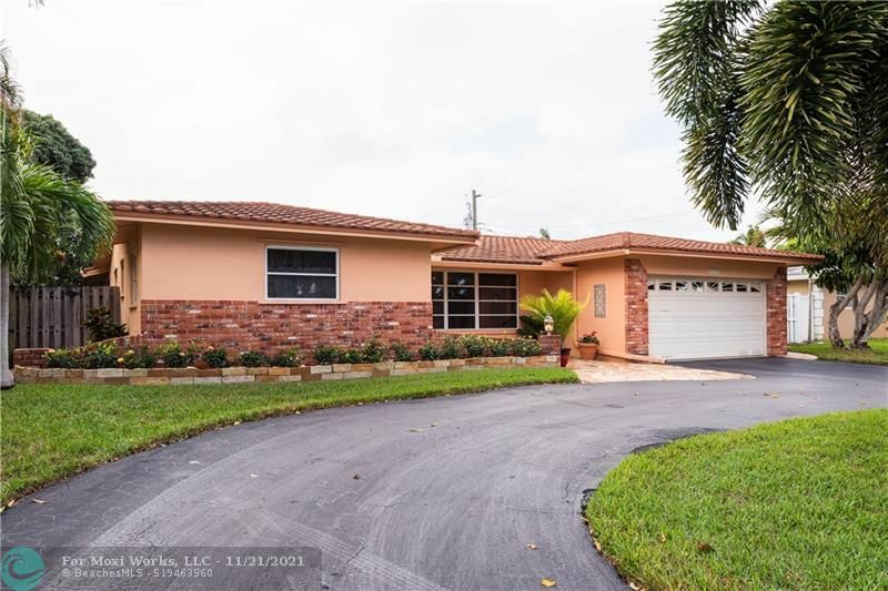 Property Photo:  5721 NE 20th Ave  FL 33308 