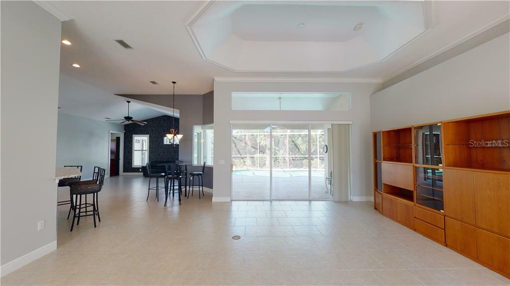 Property Photo: 4480 Via Del Villetti Drive FL 34293