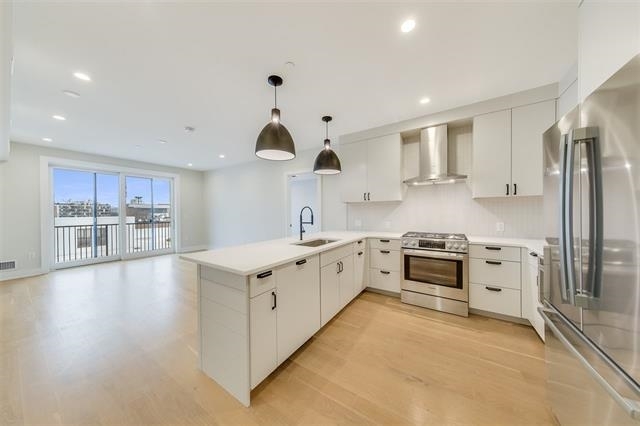 Property Photo: 366 6th St 402 NJ 07302